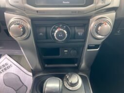 
										2016 Toyota 4Runner SR5 full									