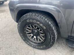
										2016 Toyota 4Runner SR5 full									