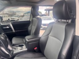 
										2016 Toyota 4Runner SR5 full									