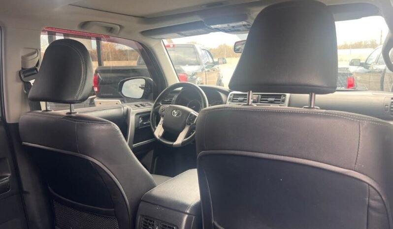 
								2016 Toyota 4Runner SR5 full									