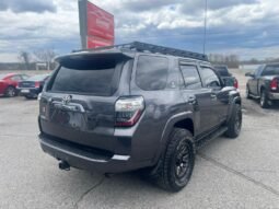 
										2016 Toyota 4Runner SR5 full									