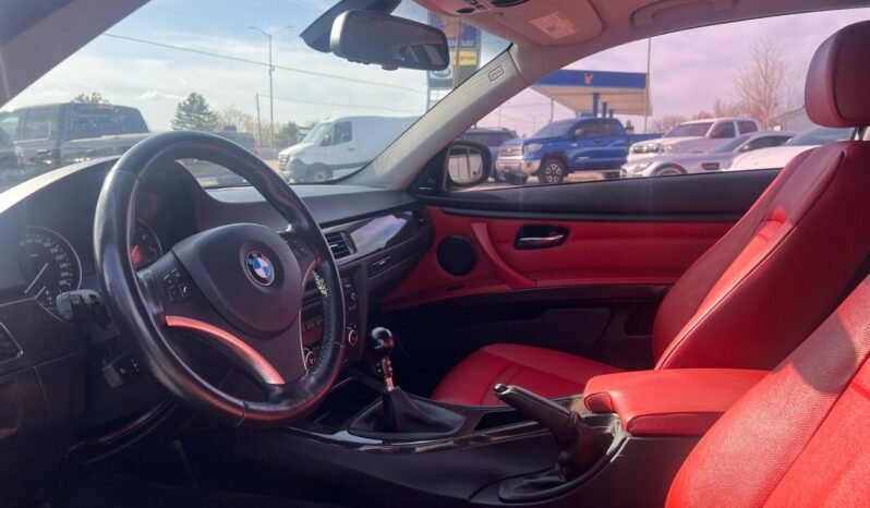 
								2011 BMW 3 Series 2dr Cpe 328i xDrive AWD full									