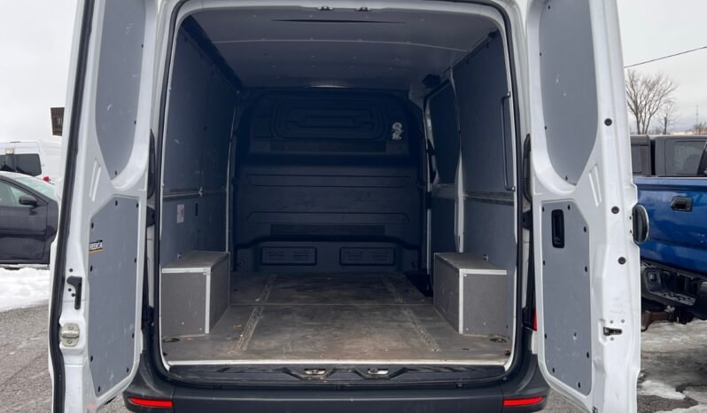 
								2020 Mercedes-Benz Sprinter Cargo Van 2500 Standard Roof V6 144″ full									