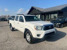 
										2015 Toyota Tacoma 4WD Double Cab V6 Auto full									