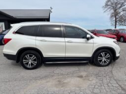 
										2017 Honda Pilot 4WD EX-L with DVD Rear Entertainment System full									