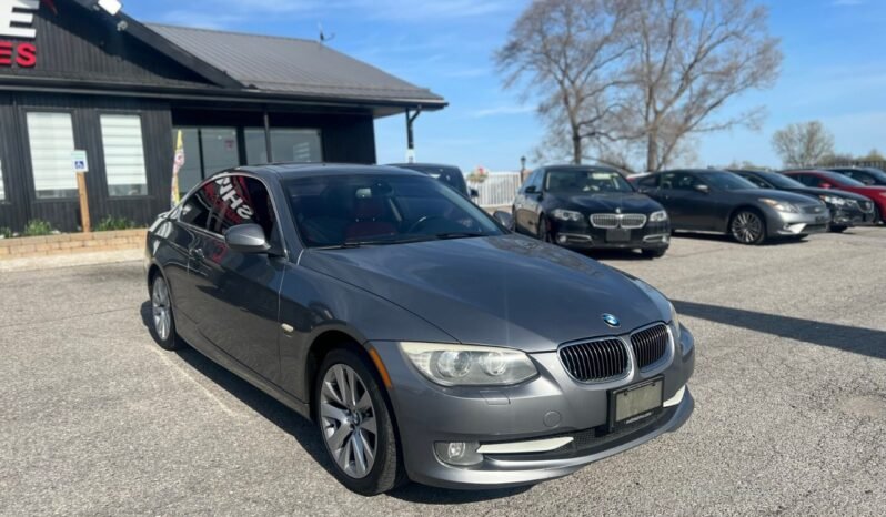 
								2011 BMW 3 Series 2dr Cpe 328i xDrive AWD full									