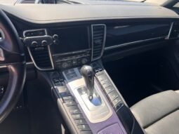 
										2011 Porsche Panamera 4dr HB 4 full									
