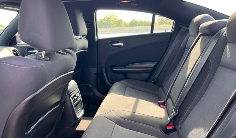 
								2016 Dodge Charger 4dr Sdn SXT AWD full									