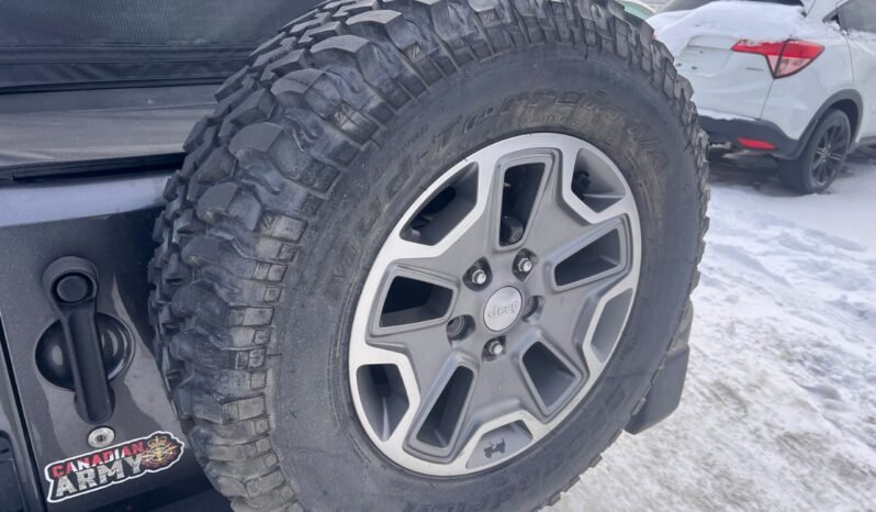 
								2017 Jeep Wrangler 4WD 2dr Sport full									