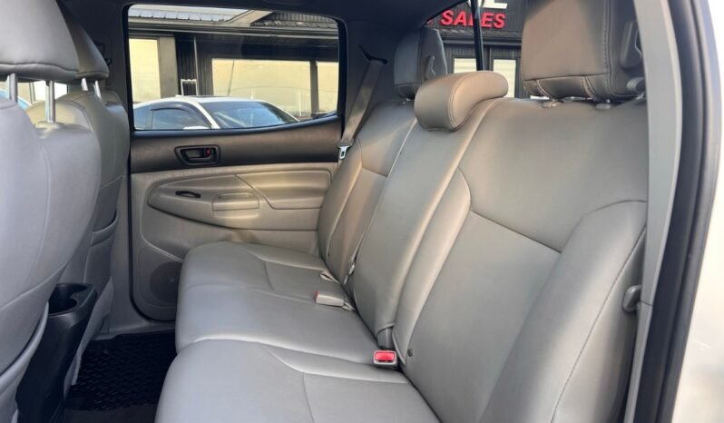 
								2014 Toyota Tacoma full									