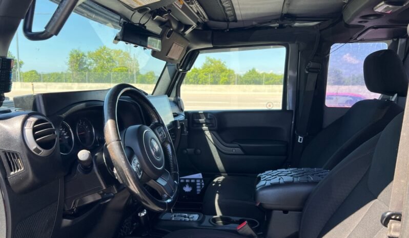 
								2017 Jeep Wrangler 4WD 2dr Sport full									