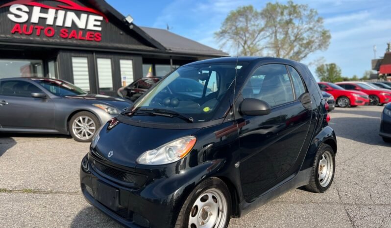 2011 smart fortwo 2dr Cpe Pure