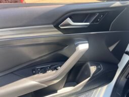 
										2019 Volkswagen Jetta Highline Auto full									