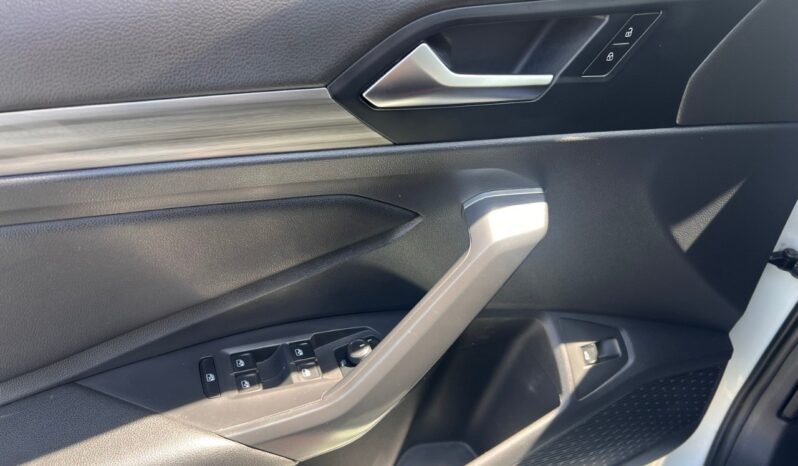 
								2019 Volkswagen Jetta Highline Auto full									