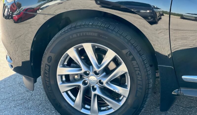 
								2014 INFINITI QX60 AWD 4dr full									