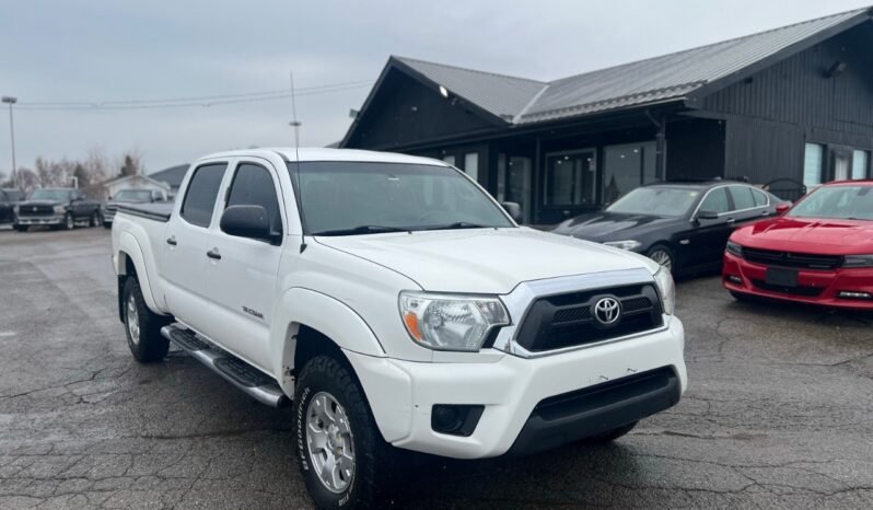 
								2015 Toyota Tacoma 4WD Double Cab V6 Auto full									