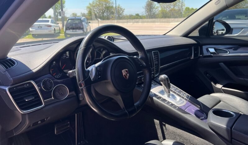 
								2011 Porsche Panamera 4dr HB 4 full									