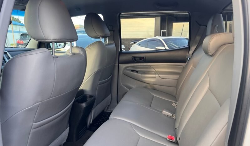 
								2014 Toyota Tacoma full									