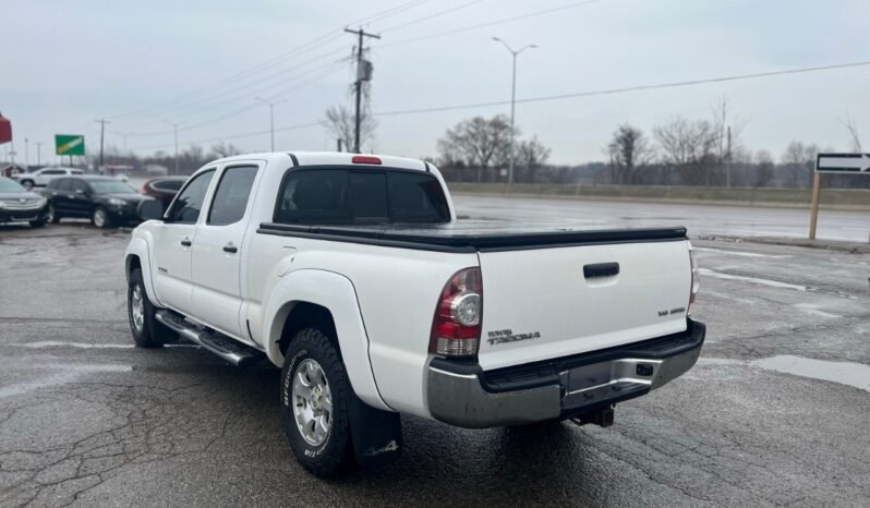 
								2015 Toyota Tacoma 4WD Double Cab V6 Auto full									