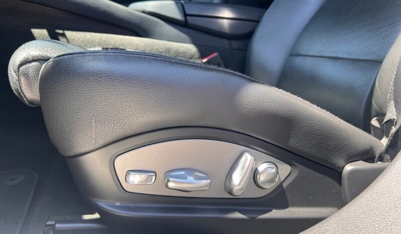 
								2011 Porsche Panamera 4dr HB 4 full									