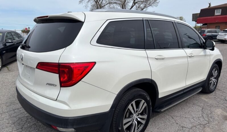 
								2017 Honda Pilot 4WD EX-L with DVD Rear Entertainment System full									