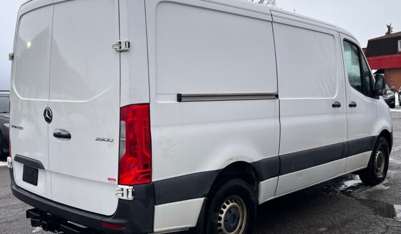 
								2020 Mercedes-Benz Sprinter Cargo Van 2500 Standard Roof V6 144″ full									