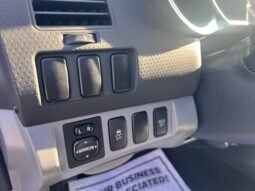 
										2015 Toyota Tacoma 4WD Double Cab V6 Auto full									