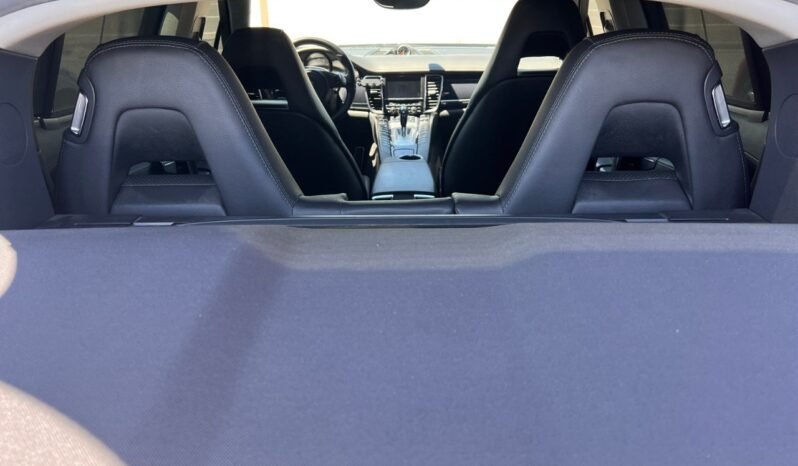 
								2011 Porsche Panamera 4dr HB 4 full									
