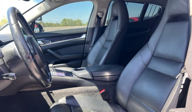
								2011 Porsche Panamera 4dr HB 4 full									