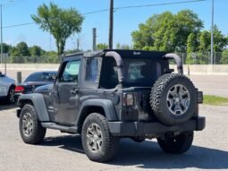 
										2017 Jeep Wrangler 4WD 2dr Sport full									