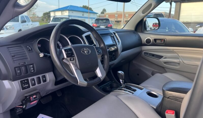 
								2014 Toyota Tacoma full									