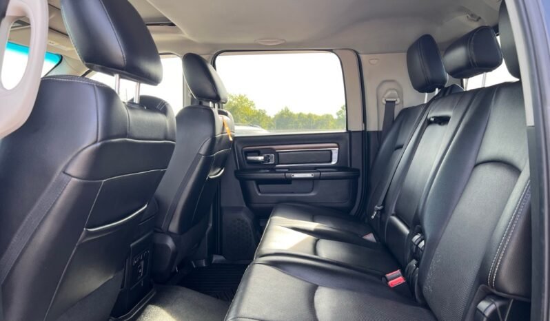 
								2014 Ram 2500 4WD Mega Cab 6.3 Ft Box Laramie full									