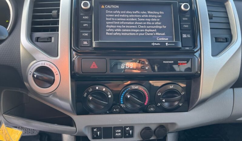 
								2014 Toyota Tacoma full									
