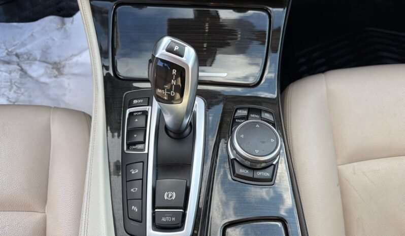 
								2015 BMW 5 Series 4dr Sdn 528i xDrive AWD full									