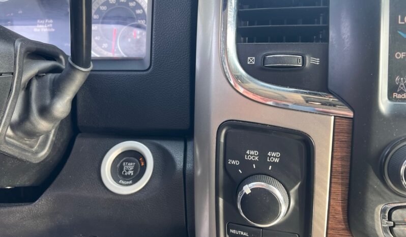 
								2014 Ram 2500 4WD Mega Cab 6.3 Ft Box Laramie full									