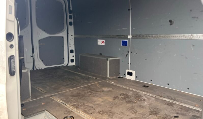 
								2020 Mercedes-Benz Sprinter Cargo Van 2500 Standard Roof V6 144″ full									