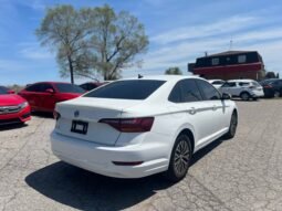 
										2019 Volkswagen Jetta Highline Auto full									