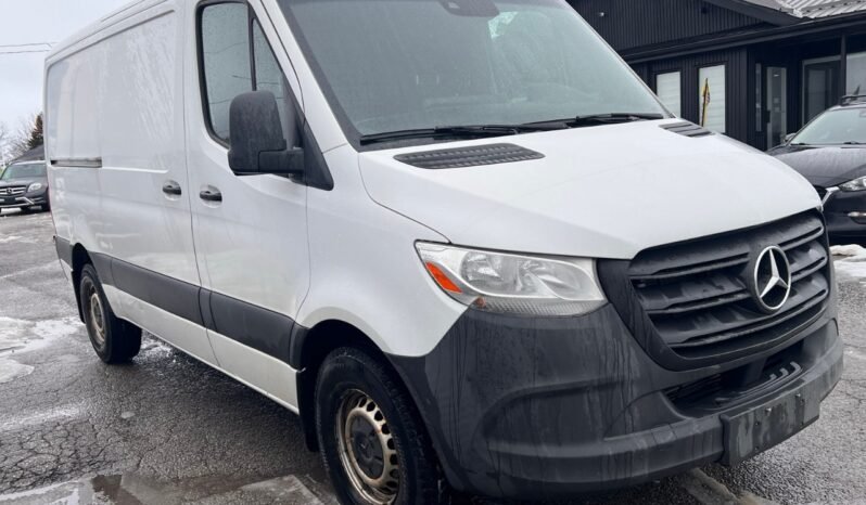 
								2020 Mercedes-Benz Sprinter Cargo Van 2500 Standard Roof V6 144″ full									