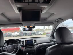 
										2017 Honda Pilot 4WD EX-L with DVD Rear Entertainment System full									