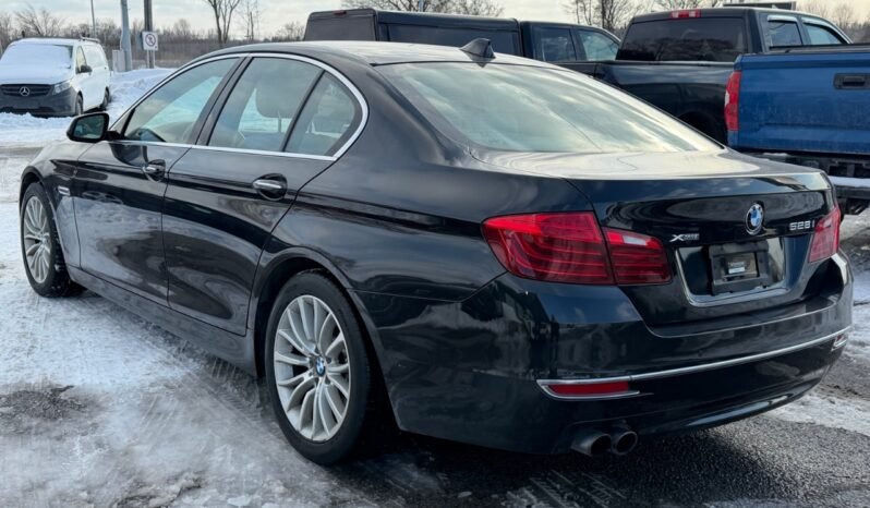 
								2015 BMW 5 Series 4dr Sdn 528i xDrive AWD full									