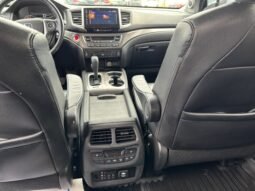 
										2017 Honda Pilot 4WD EX-L with DVD Rear Entertainment System full									