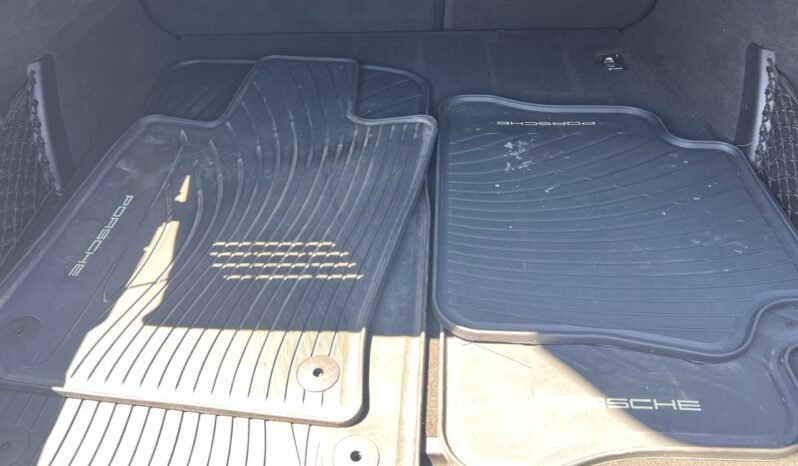 
								2011 Porsche Panamera 4dr HB 4 full									