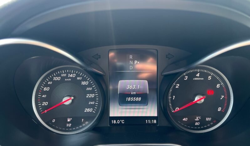 
								2016 Mercedes-Benz C-Class C 300 4MATIC Sedan full									