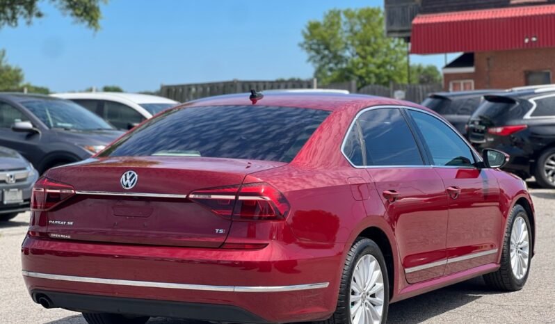 
								2017 Volkswagen Passat 4dr Sdn 1.8 TSI Auto Comfortline full									