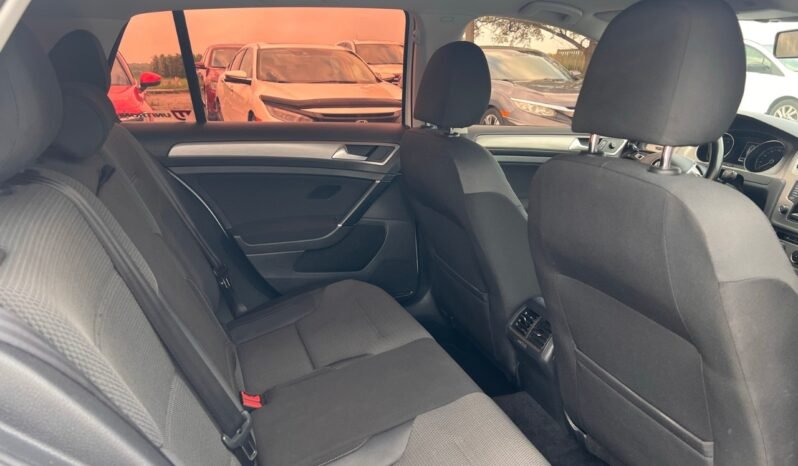 
								2015 Volkswagen Golf 5dr HB Auto 1.8 TSI Trendline full									