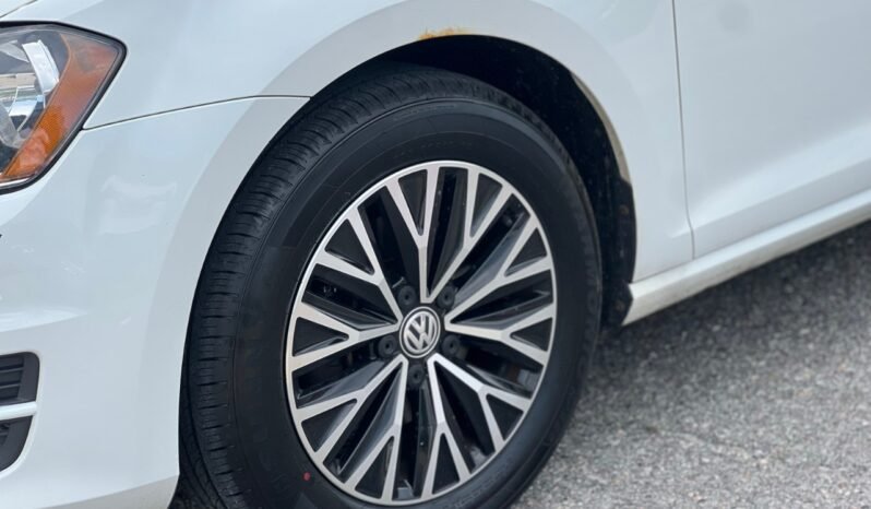 
								2015 Volkswagen Golf 5dr HB Auto 1.8 TSI Trendline full									