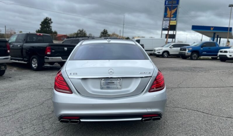 
								2015 Mercedes-Benz S-Class S 63 AMG Sedan full									
