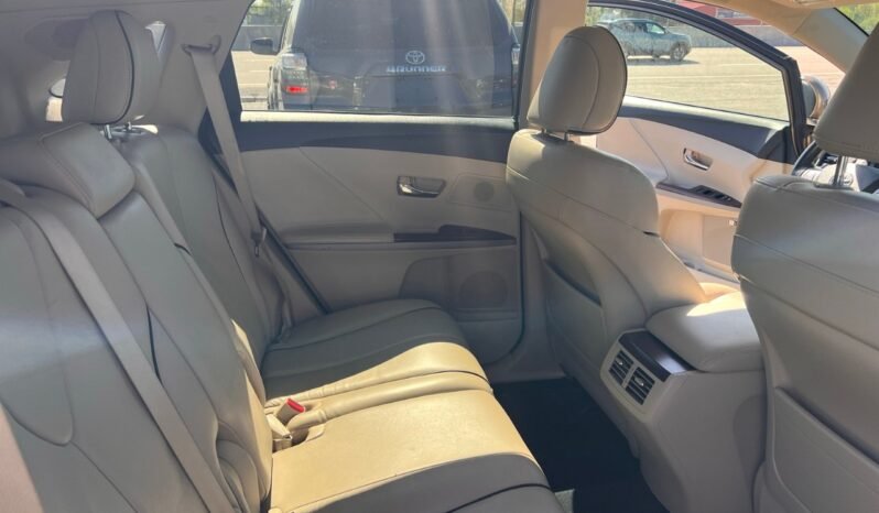 
								2011 Toyota Venza 4dr Wgn V6 AWD full									