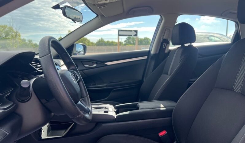 
								2018 Honda Civic Sedan LX CVT Sedan full									