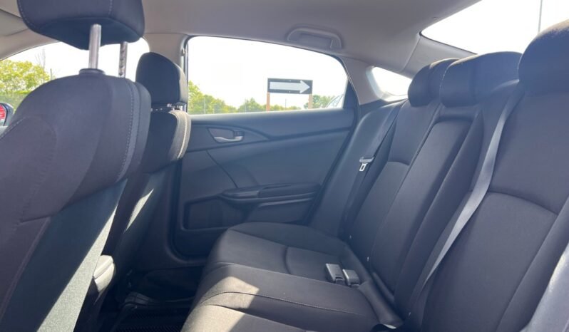 
								2018 Honda Civic Sedan LX CVT Sedan full									